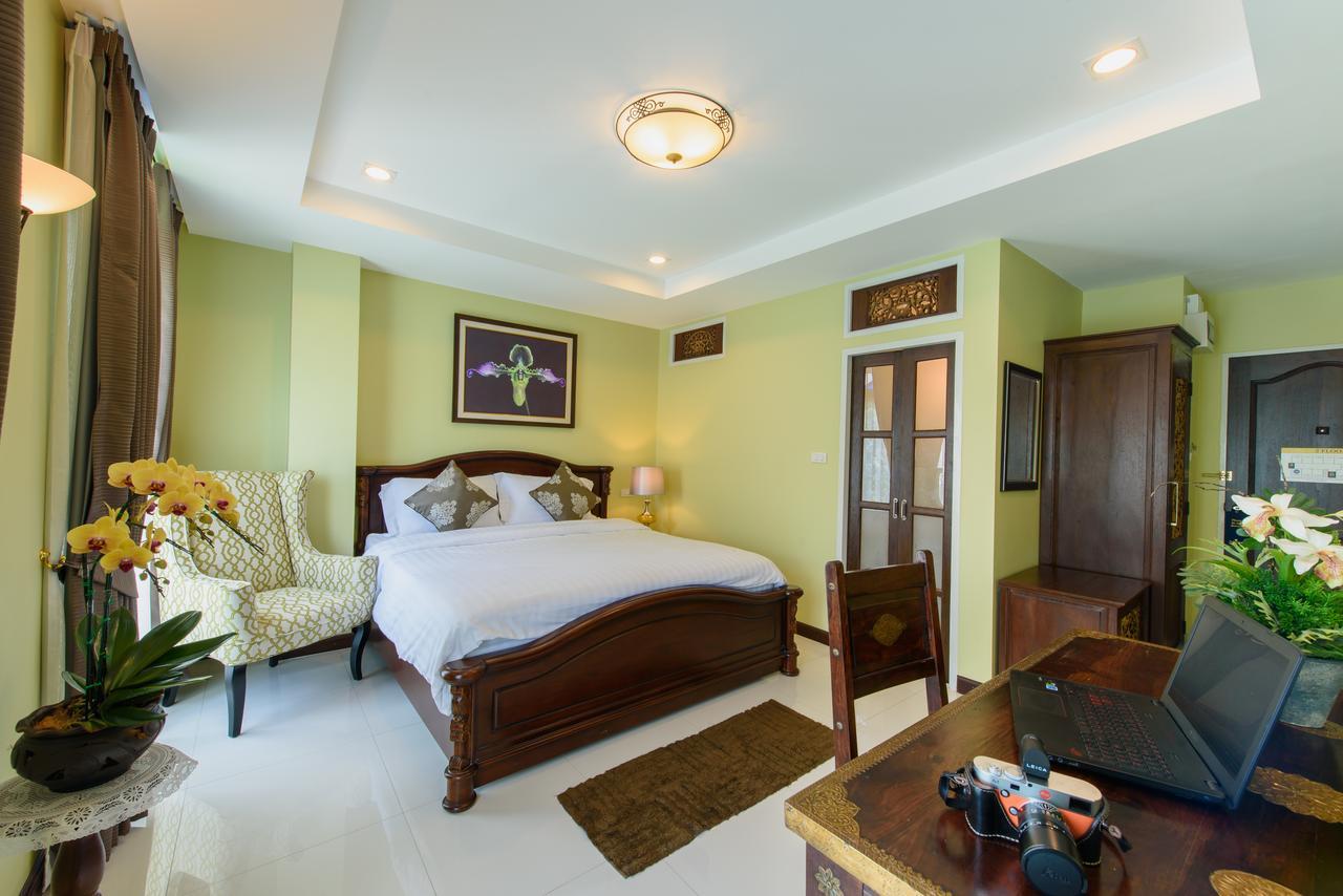 The Velvet Orchid Hotel Chiang Mai Bagian luar foto