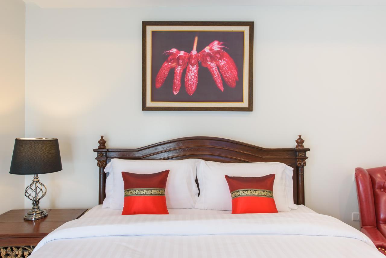 The Velvet Orchid Hotel Chiang Mai Bagian luar foto