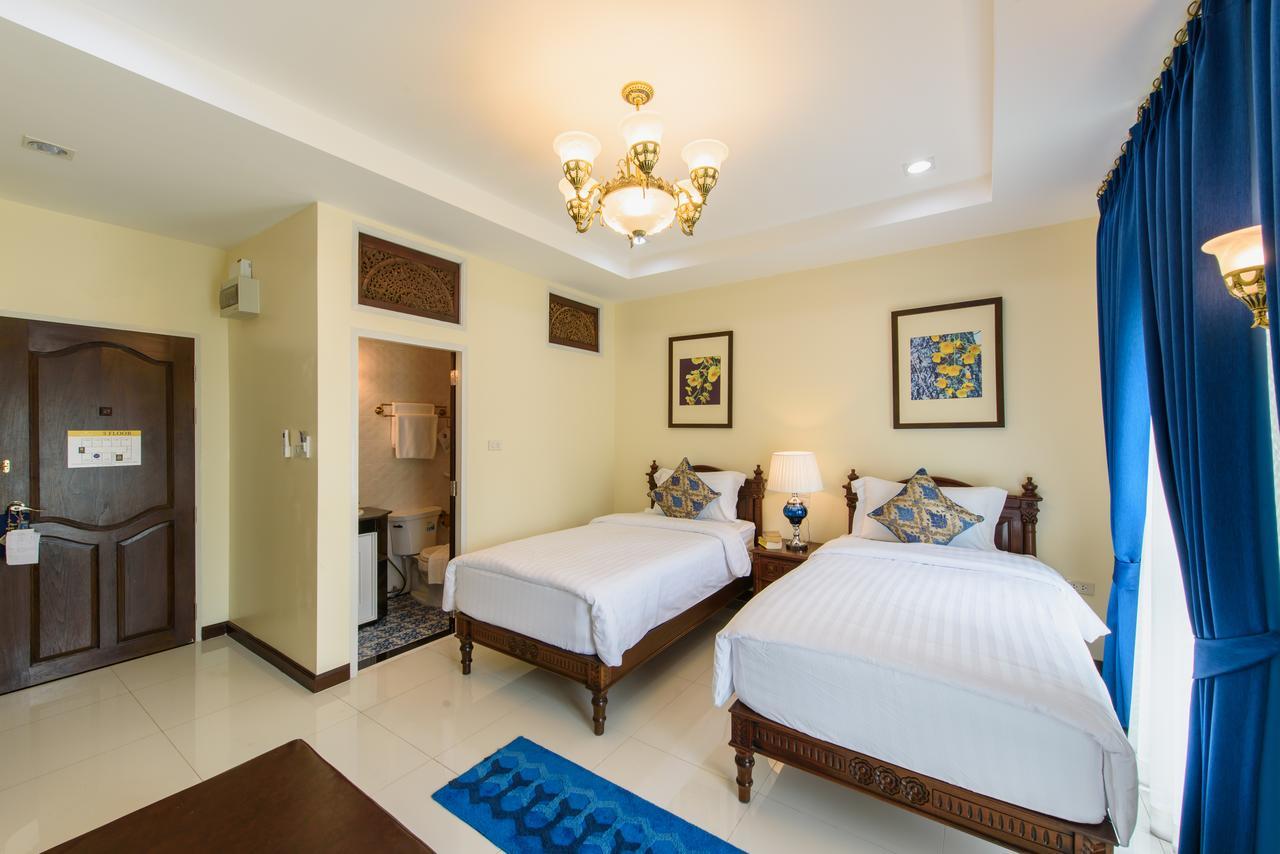 The Velvet Orchid Hotel Chiang Mai Bagian luar foto