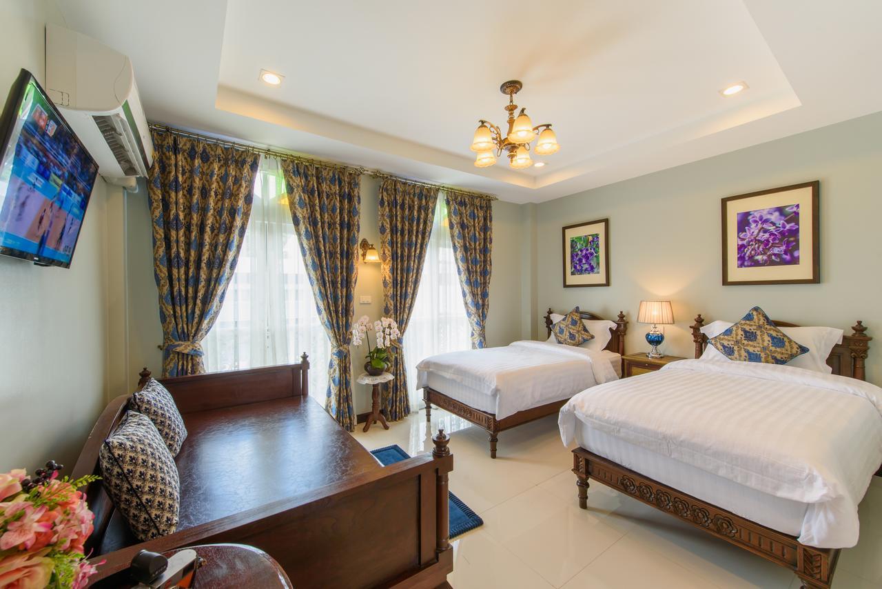 The Velvet Orchid Hotel Chiang Mai Bagian luar foto
